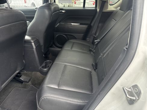 Used 2016 Jeep Compass High Altitude AWD/4WD image 13