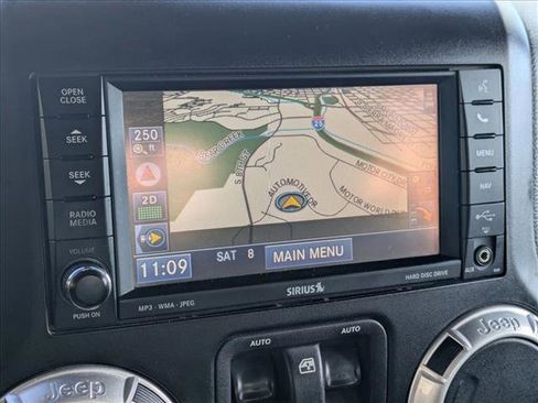 Used 2014 Jeep Wrangler Rubicon image 14