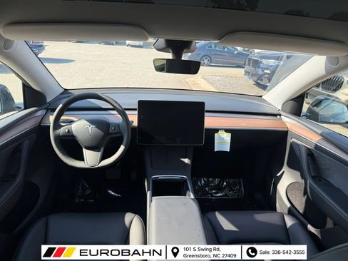Used 2024 Tesla Model Y Long Range AWD/4WD image 22