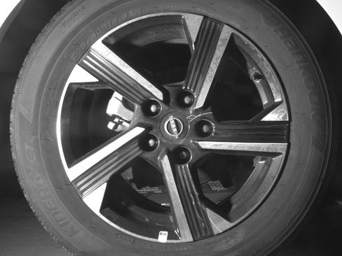 Used 2025 Nissan Sentra SV FWD image 15