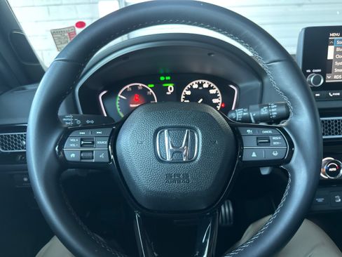Used 2025 Honda Civic Sport image 18