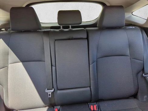 Used 2023 Toyota Venza LE image 25