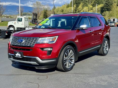 Used 2018 Ford Explorer Platinum AWD/4WD image 1