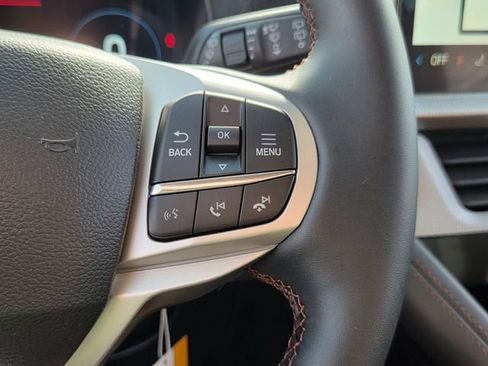 New 2026 Ford Explorer Active image 22