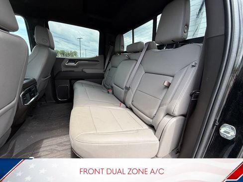 Used 2023 GMC Sierra 1500 SLT w/ SLT Premium Plus Package AWD/4WD image 7