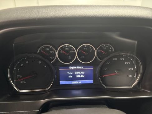 Used 2020 Chevrolet Silverado 1500 LT Trail Boss image 36