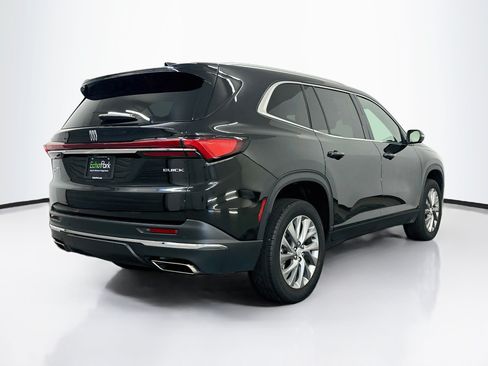 Used 2025 Buick Enclave Preferred AWD/4WD image 9