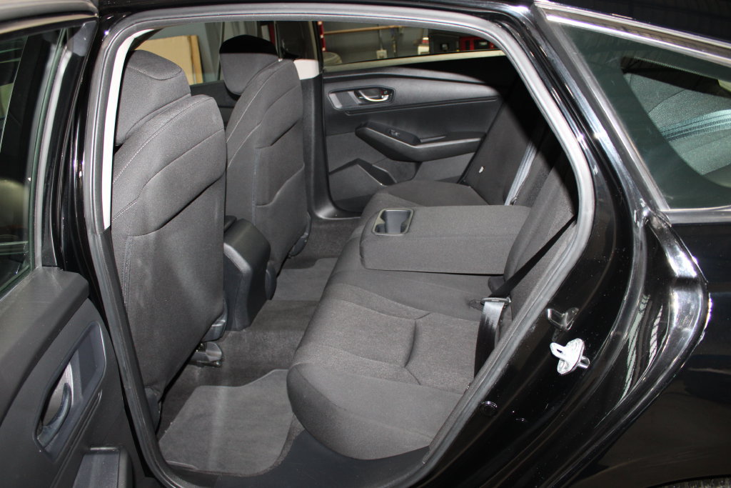Used 2023 Honda Accord EX image 10