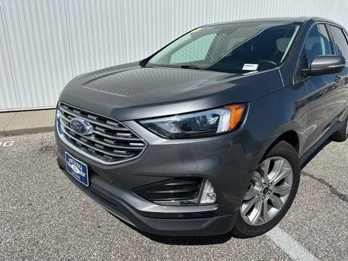 Certified 2024 Ford Edge Titanium AWD/4WD image 2