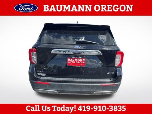 Used 2022 Ford Explorer XLT w/ Equipment Group 202A AWD/4WD image 4