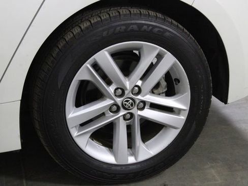 Used 2020 Toyota Corolla SE image 34