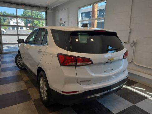 Used 2023 Chevrolet Equinox LT AWD/4WD image 3