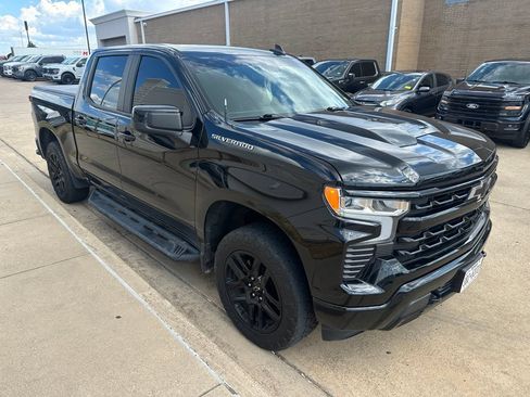 Used 2022 Chevrolet Silverado 1500 RST RWD image 1