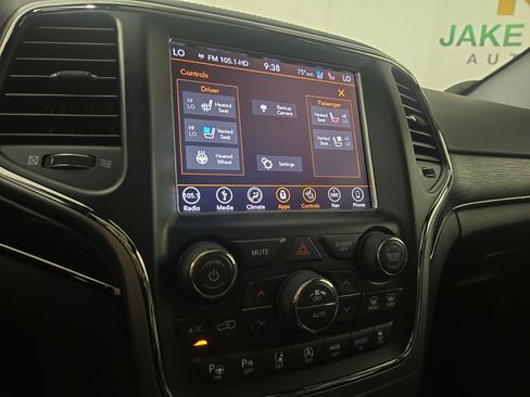 Certified 2018 Jeep Grand Cherokee High Altitude AWD/4WD image 29