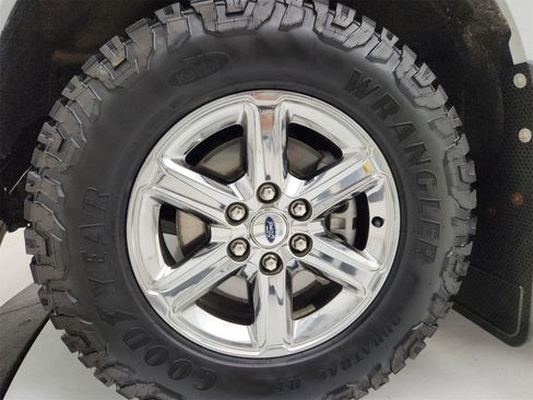 Used 2024 Ford F150 XLT w/ FX4 Off-Road Package image 19