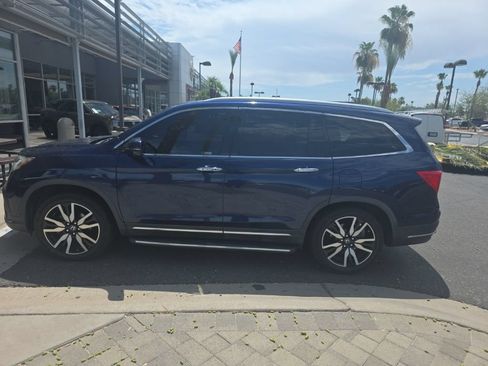 Used 2019 Honda Pilot Touring image 3