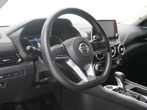Used 2023 Nissan Sentra SV FWD image 10