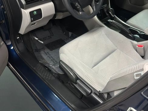 Used 2015 Honda Accord LX image 23