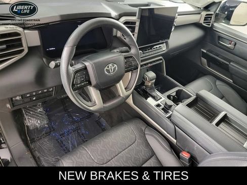 Used 2024 Toyota Tundra Limited AWD/4WD image 12