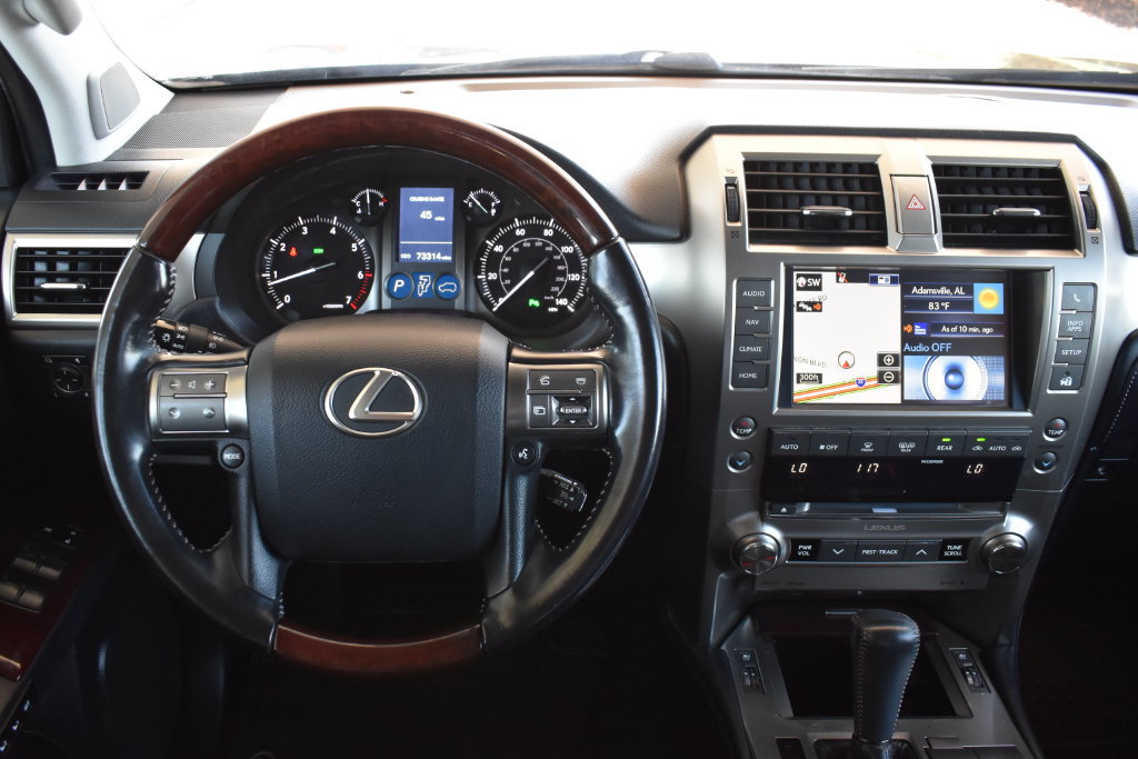 Used 2018 Lexus GX 460 Premium AWD/4WD image 3
