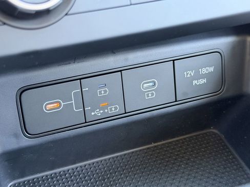 New 2026 Hyundai Tucson SE image 19