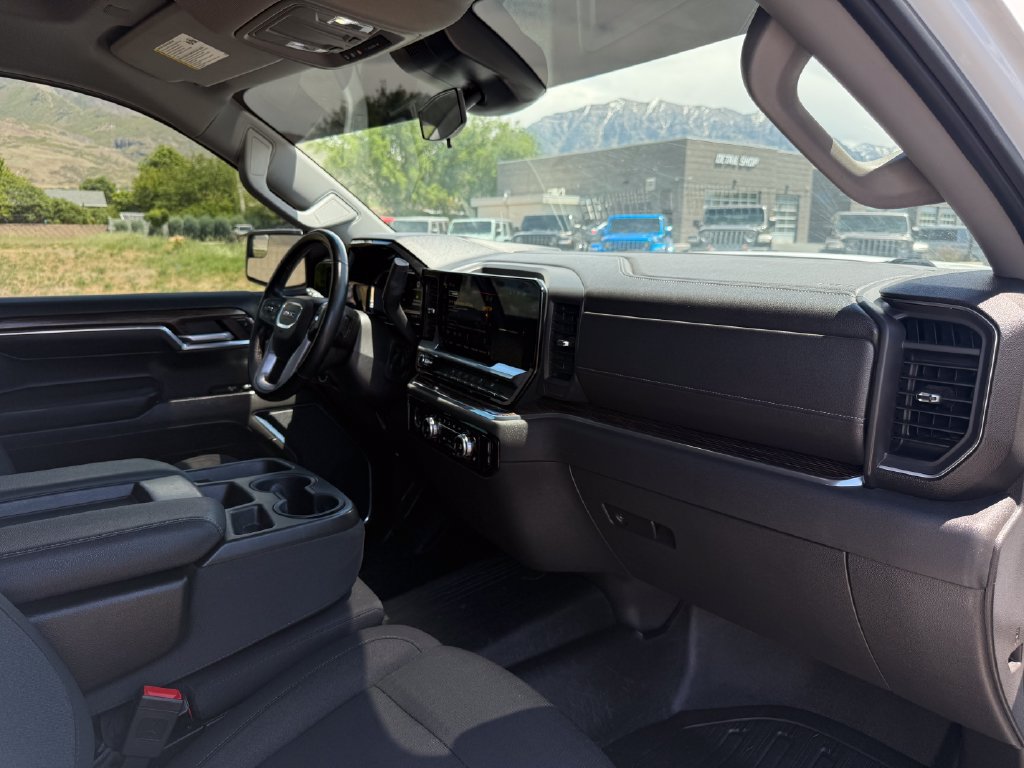 Used 2023 GMC Sierra 1500 SLE AWD/4WD image 45