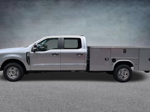 New 2024 Ford F350 XL w/ XL Chrome Package RWD image 4