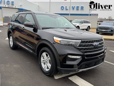 Used 2023 Ford Explorer XLT w/ Equipment Group 202A image 1