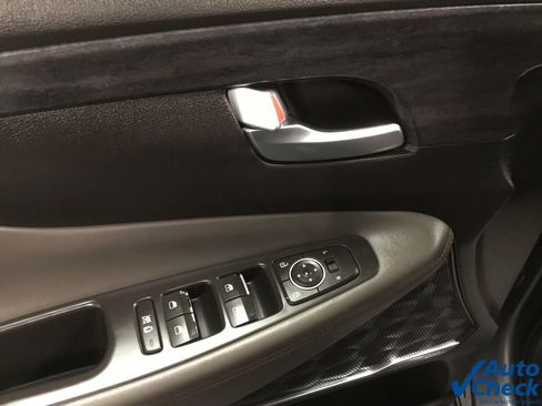 Used 2019 Hyundai Santa Fe Limited image 22