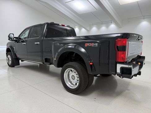 Used 2023 Ford F450 King Ranch w/ Chrome Package image 5