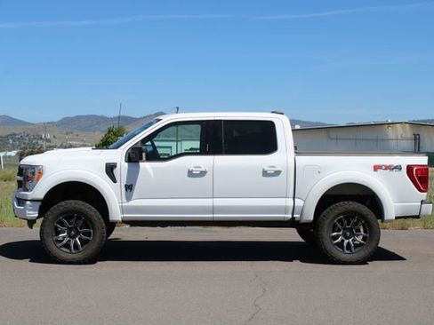 Used 2022 Ford F150 XLT w/ Equipment Group 302A High AWD/4WD image 3