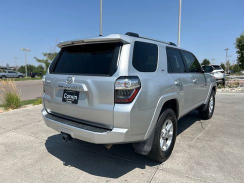 Used 2021 Toyota 4Runner SR5 Premium w/ Moonroof Package AWD/4WD image 8