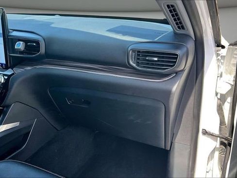 Used 2023 Ford Explorer Limited w/ Limited Technology Package image 26