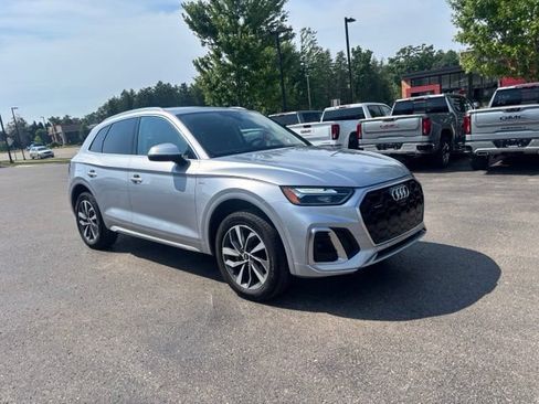 Used 2023 Audi Q5 2.0T Premium Plus w/ Premium Plus Package AWD/4WD image 4