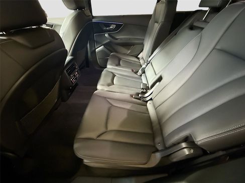 Certified 2026 Audi Q7 3.0T Premium Plus w/ Premium Plus Package AWD/4WD image 25