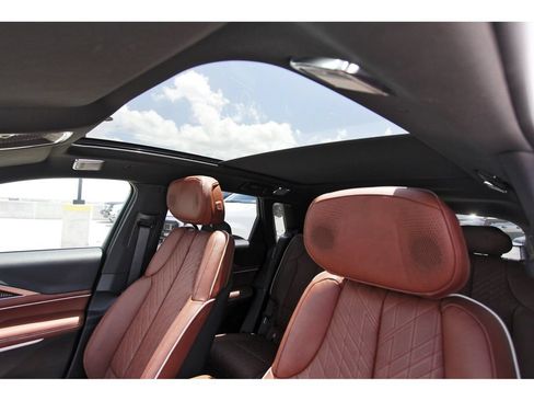 New 2027 Cadillac Lyriq Signature Sport w/ Nappa Leather Package AWD/4WD image 21