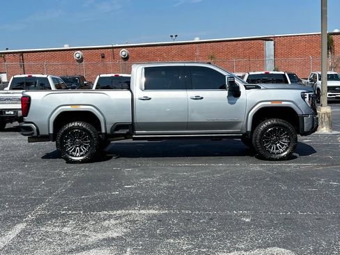 Used 2024 GMC Sierra 2500 Denali Ultimate w/ Max Trailering Package AWD/4WD image 9