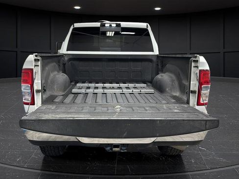 Used 2024 RAM 3500 Tradesman w/ Chrome Appearance Group AWD/4WD image 25