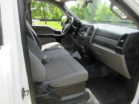 Used 2019 Ford F350 XL w/ Power Equipment Group RWD image 27