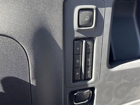 New 2026 Lincoln Navigator L Reserve w/ Jet Appearance Package image 9