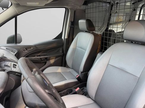 Used 2016 Ford Transit Connect XL FWD image 17