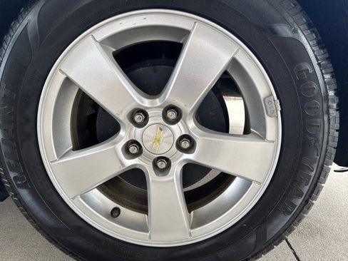 Used 2015 Chevrolet Cruze LT image 5