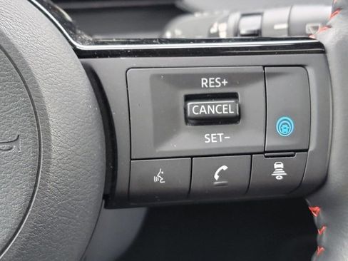 Used 2025 Nissan Kicks SR w/ SR Premium Package image 29