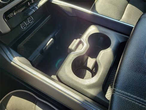 Used 2024 RAM 1500 Laramie image 13