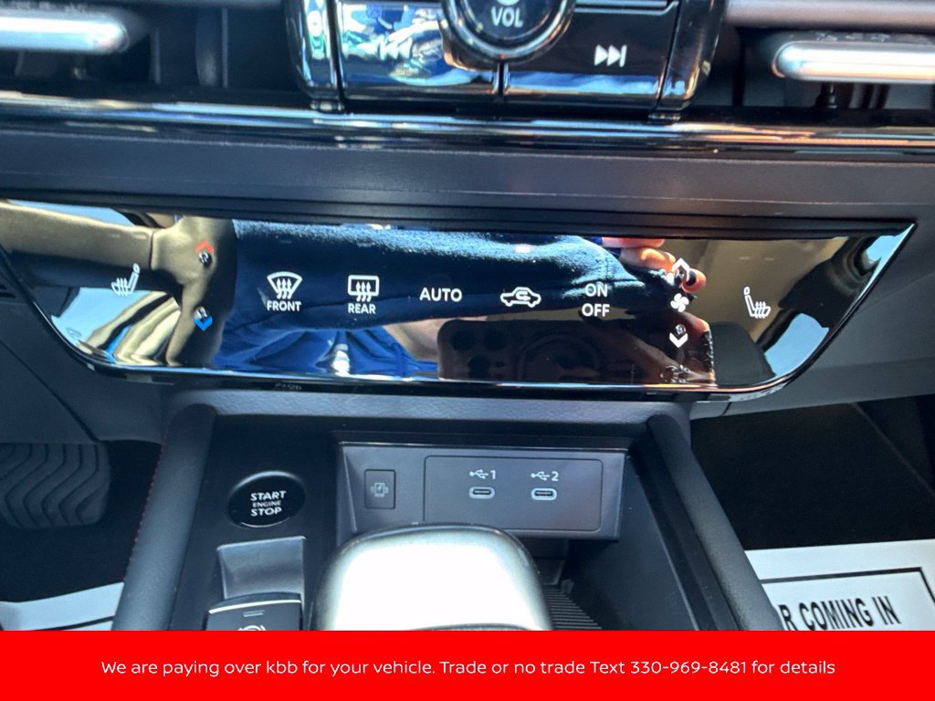 New 2027 Nissan Kicks SR w/ SR Premium Package AWD/4WD image 24