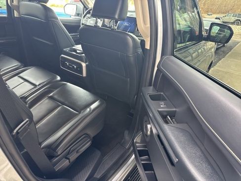 Used 2024 Ford Expedition XLT image 16