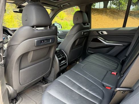 Used 2020 BMW X5 xDrive40i w/ M Sport Package AWD/4WD image 33