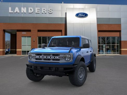 New 2025 Ford Bronco Big Bend w/ Black Diamond Package image 2