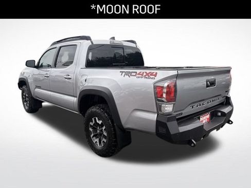 Used 2022 Toyota Tacoma TRD Off-Road w/ TRD Premium Off Road Package AWD/4WD image 6
