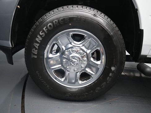 Used 2024 RAM 2500 Tradesman w/ Safety Group AWD/4WD image 10